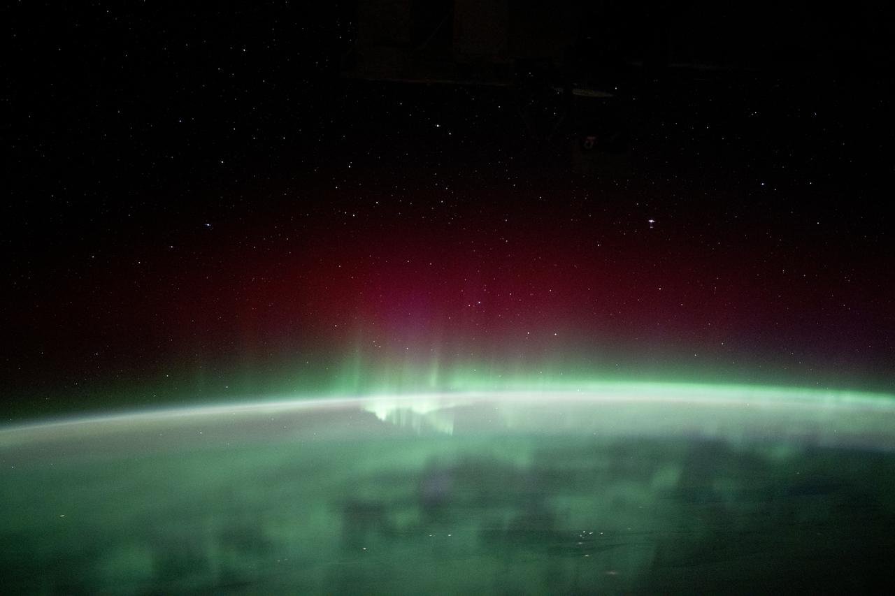 Polarlicht über der Erde, fotografiert von der Internationalen Raumstation